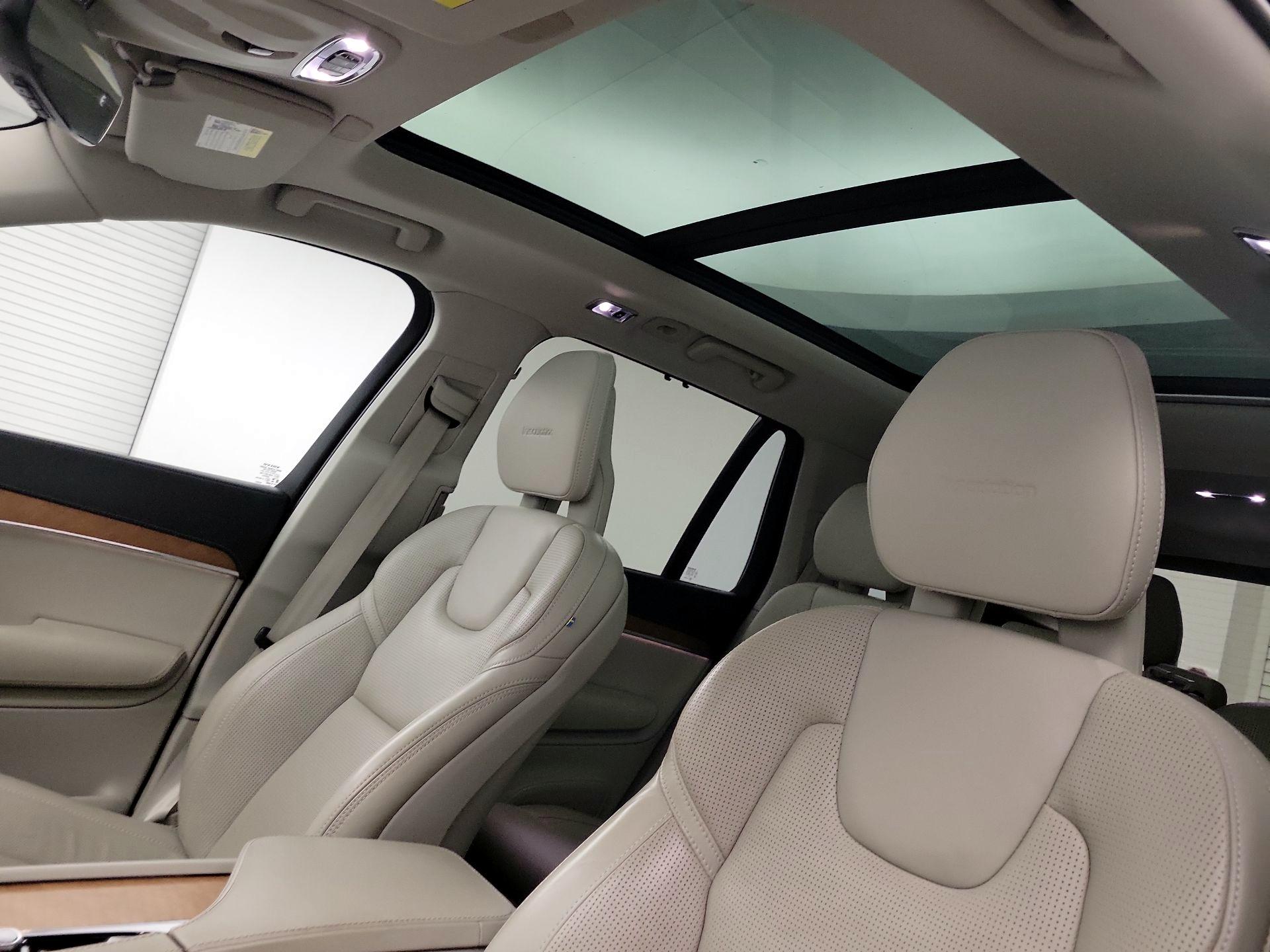 Thumbnail: 2020 Volvo XC90 - 18