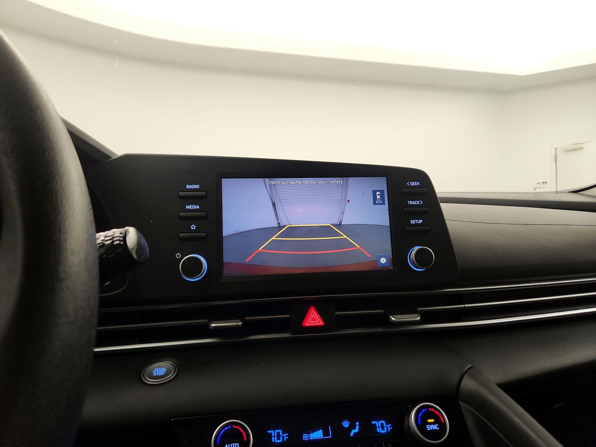 Thumbnail: 2022 Hyundai Elantra - 12