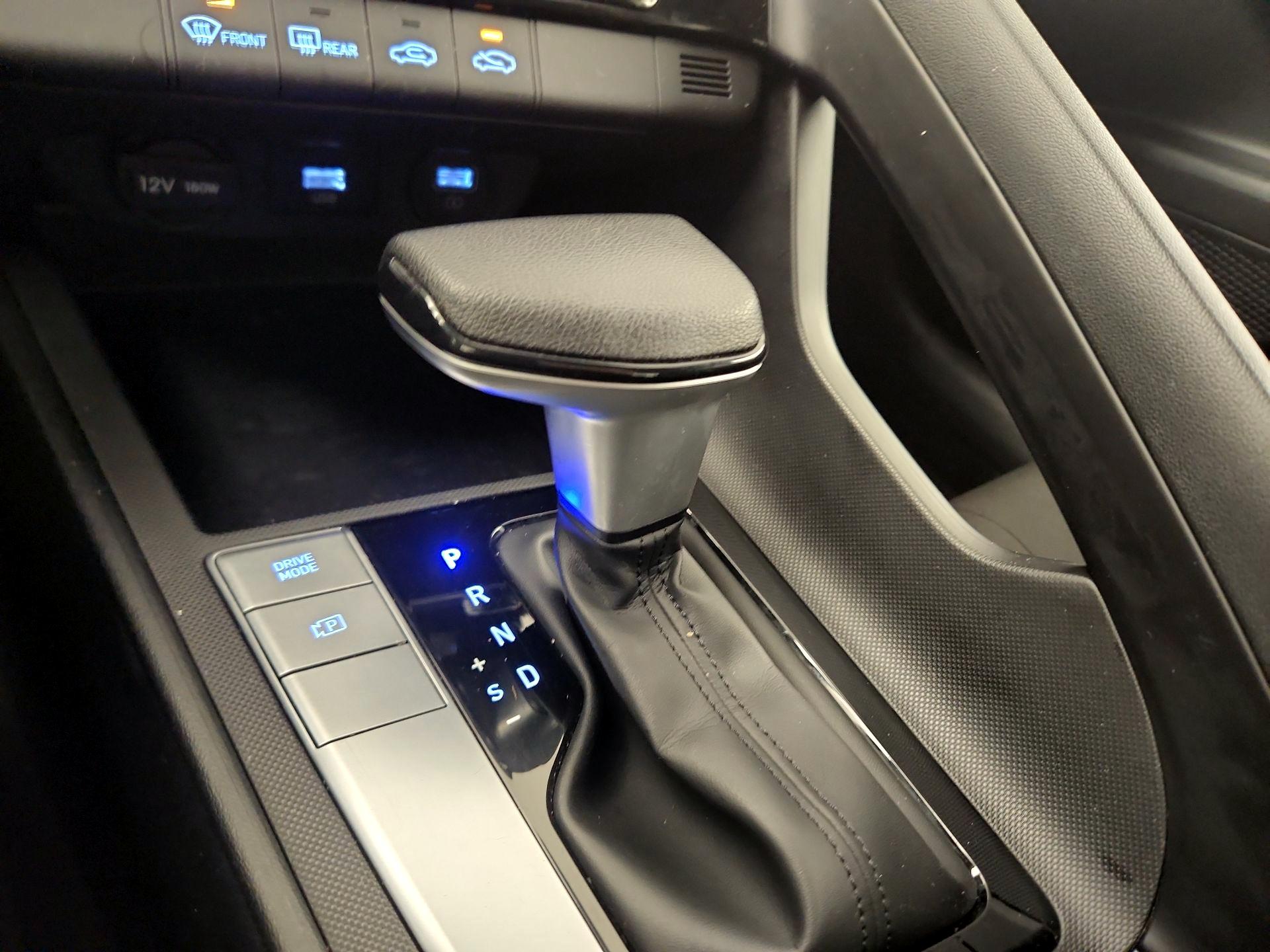 Thumbnail: 2022 Hyundai Elantra - 15