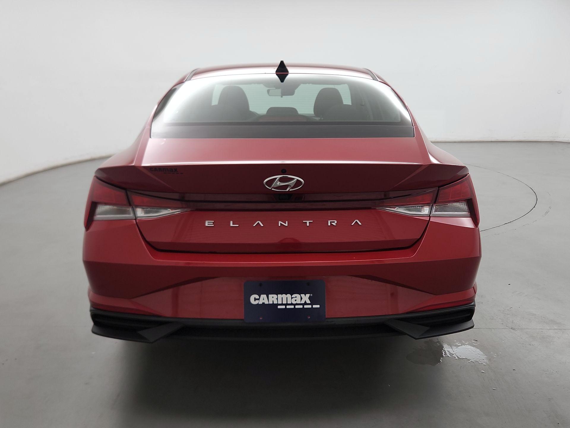 Thumbnail: 2022 Hyundai Elantra - 6