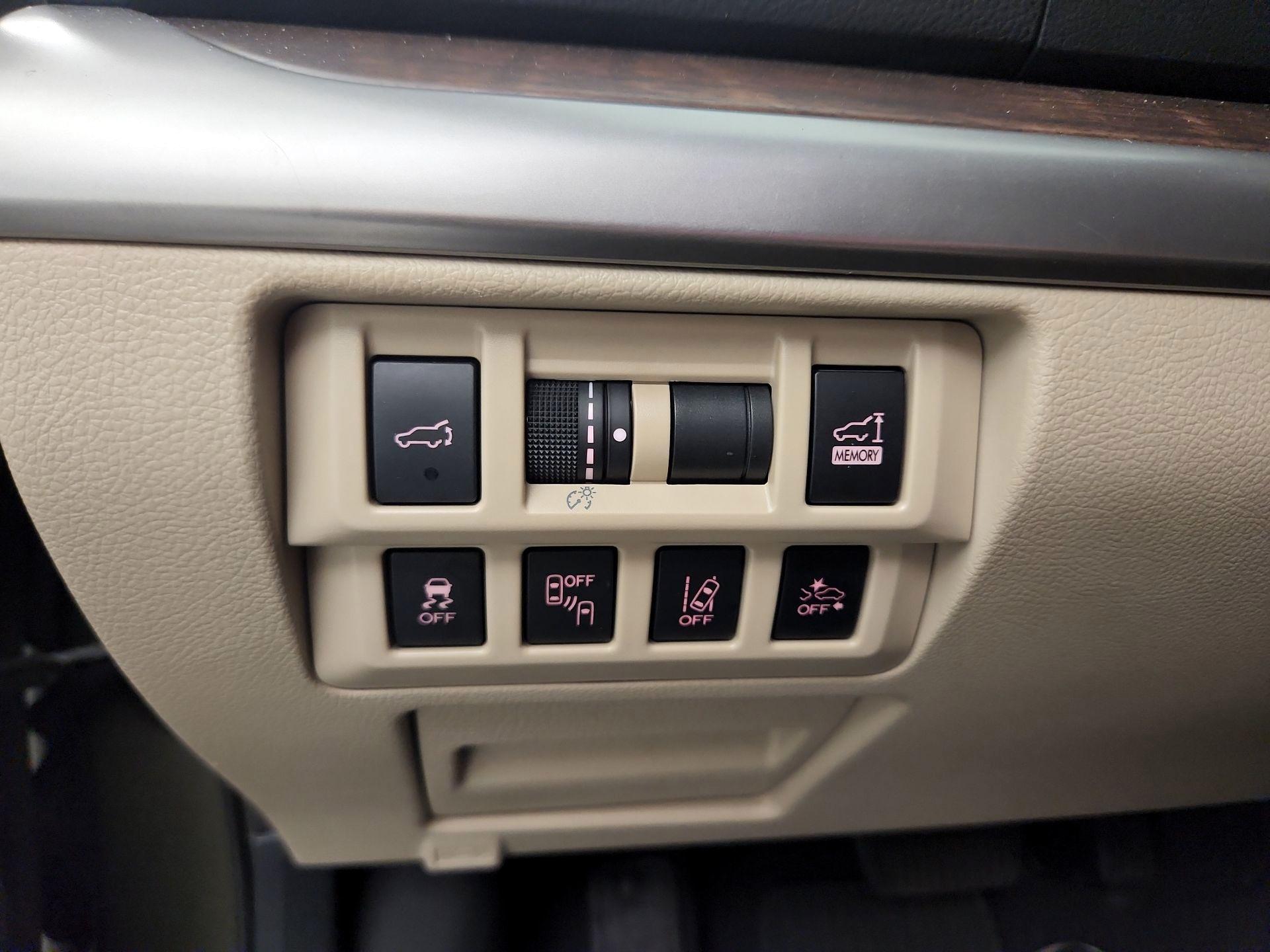 Thumbnail: 2018 Subaru Outback - 11