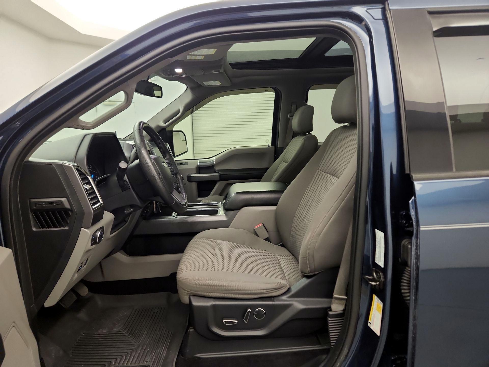 Thumbnail: 2016 Ford F-150 - 11