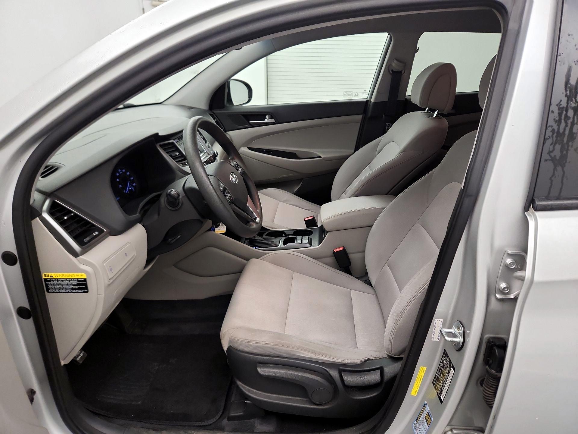 Thumbnail: 2017 Hyundai Tucson - 11