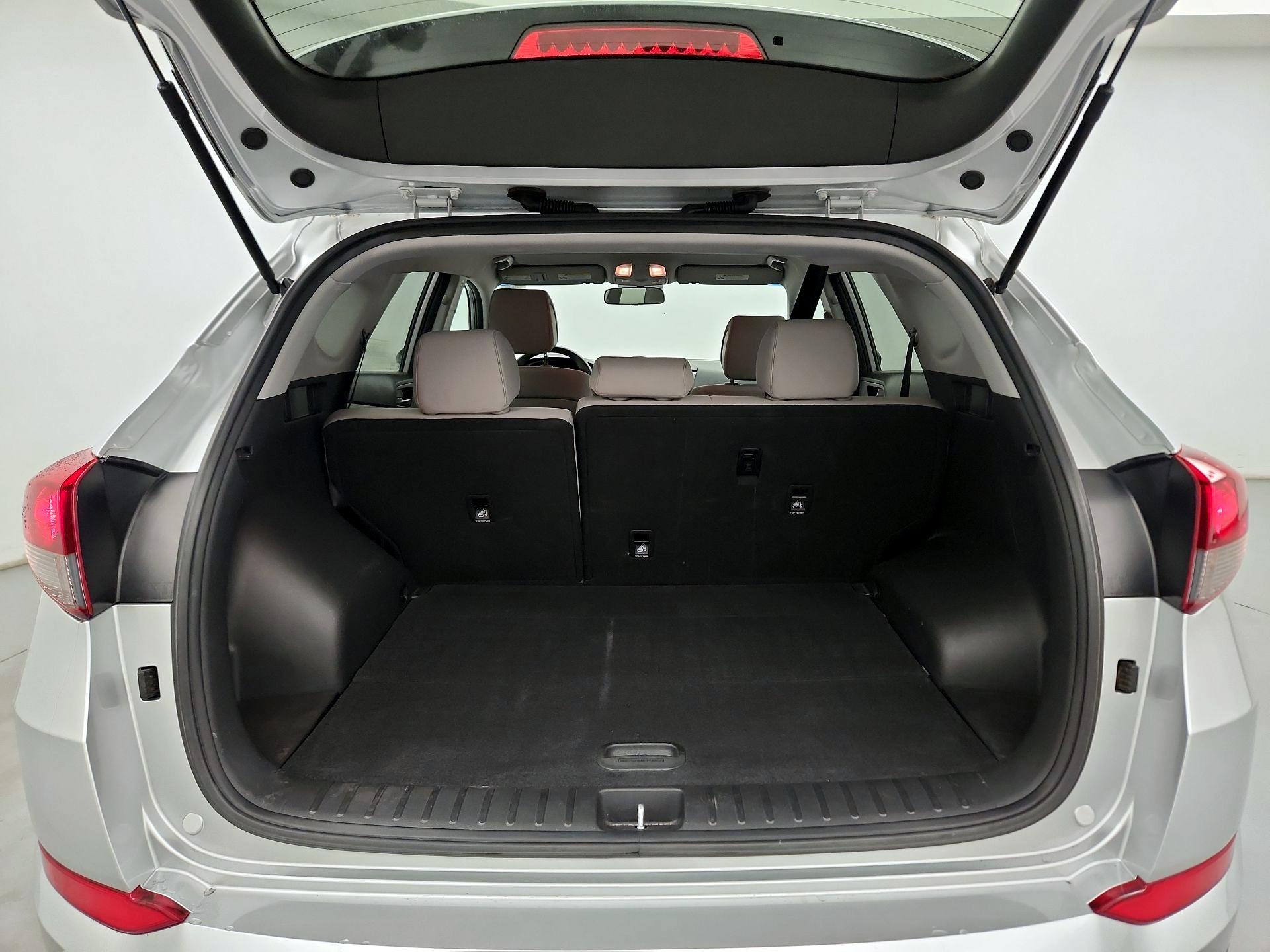 Thumbnail: 2017 Hyundai Tucson - 20