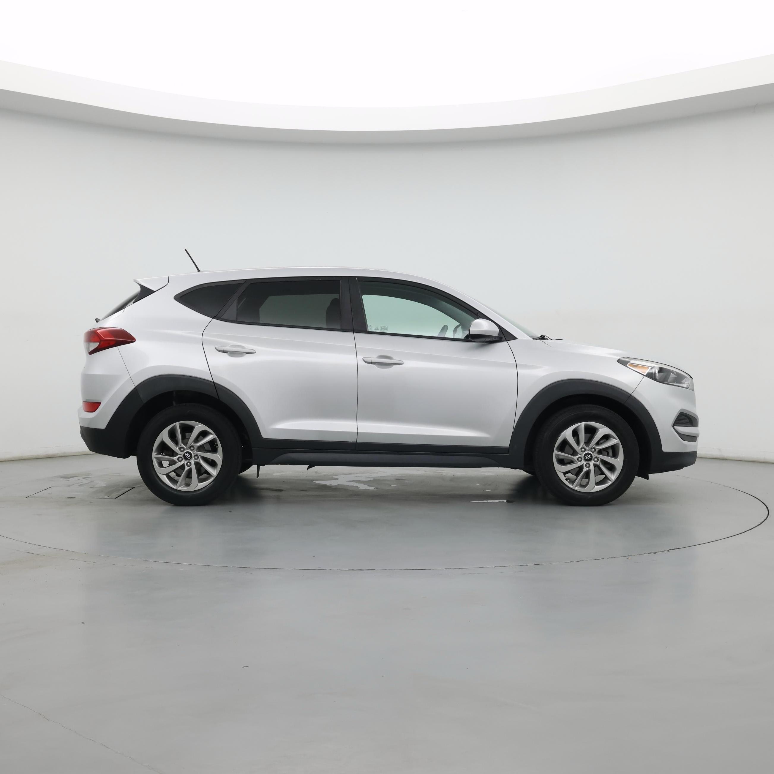 Thumbnail: 2017 Hyundai Tucson - 7