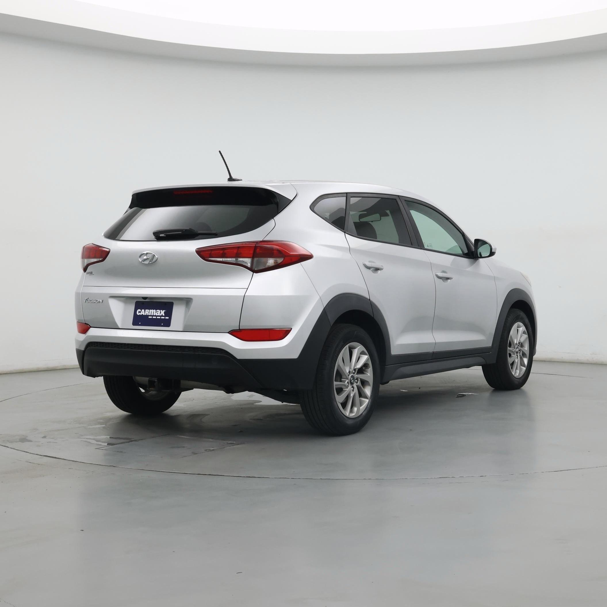 Thumbnail: 2017 Hyundai Tucson - 8