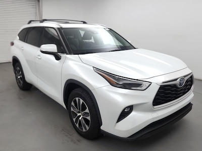2022 Toyota Highlander Hybrid XLE