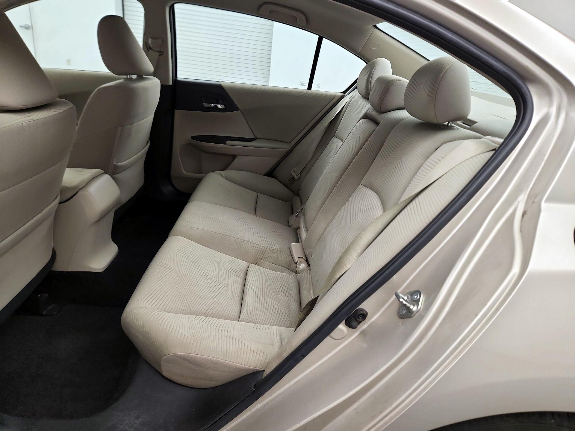 Thumbnail: 2015 Honda Accord - 17