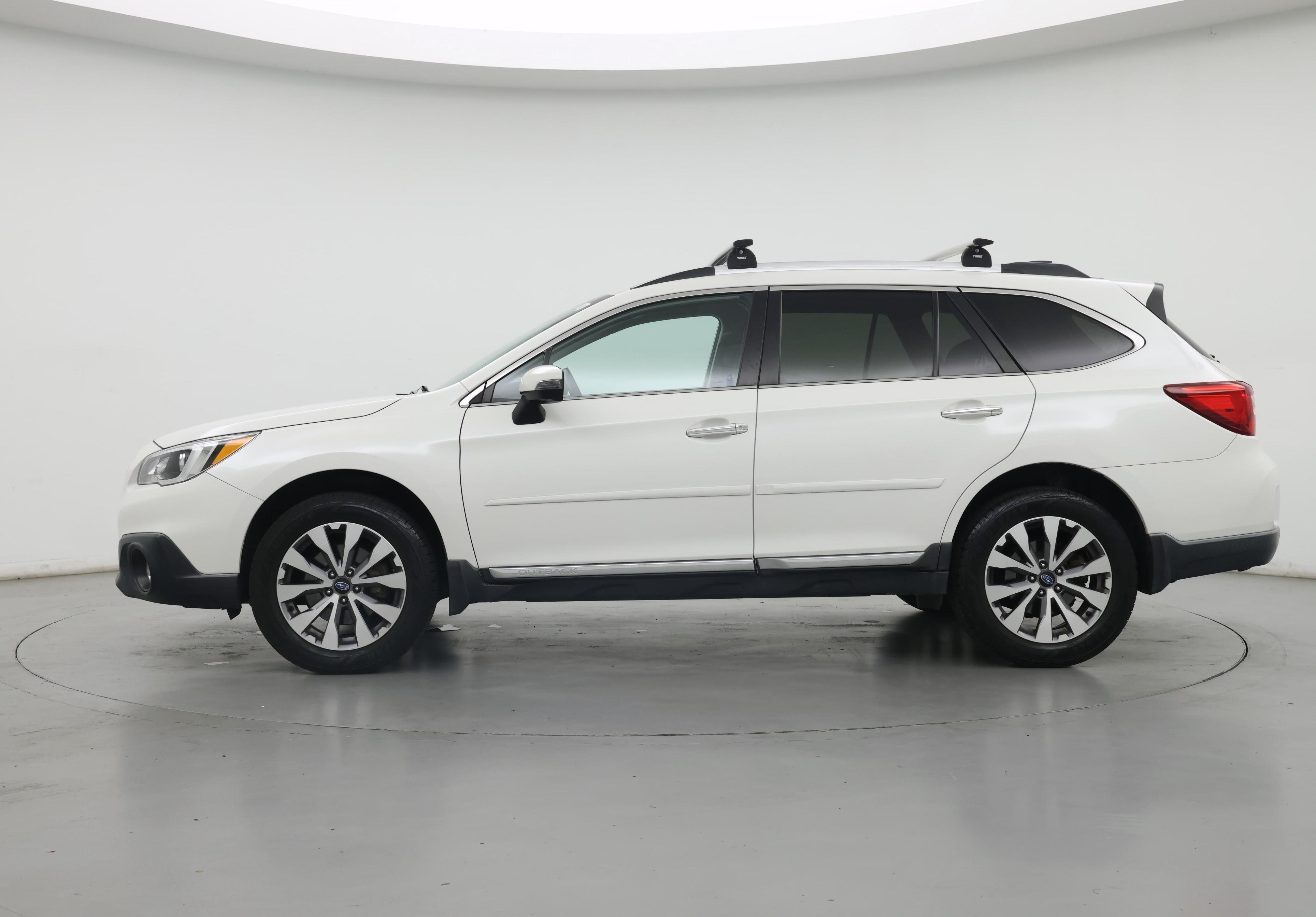 Thumbnail: 2017 Subaru Outback - 3