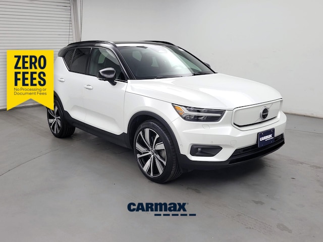 White 2022 Volvo XC40 Recharge Twin Ultimate eAWD SUV / Crossover All-Wheel Drive Automatic