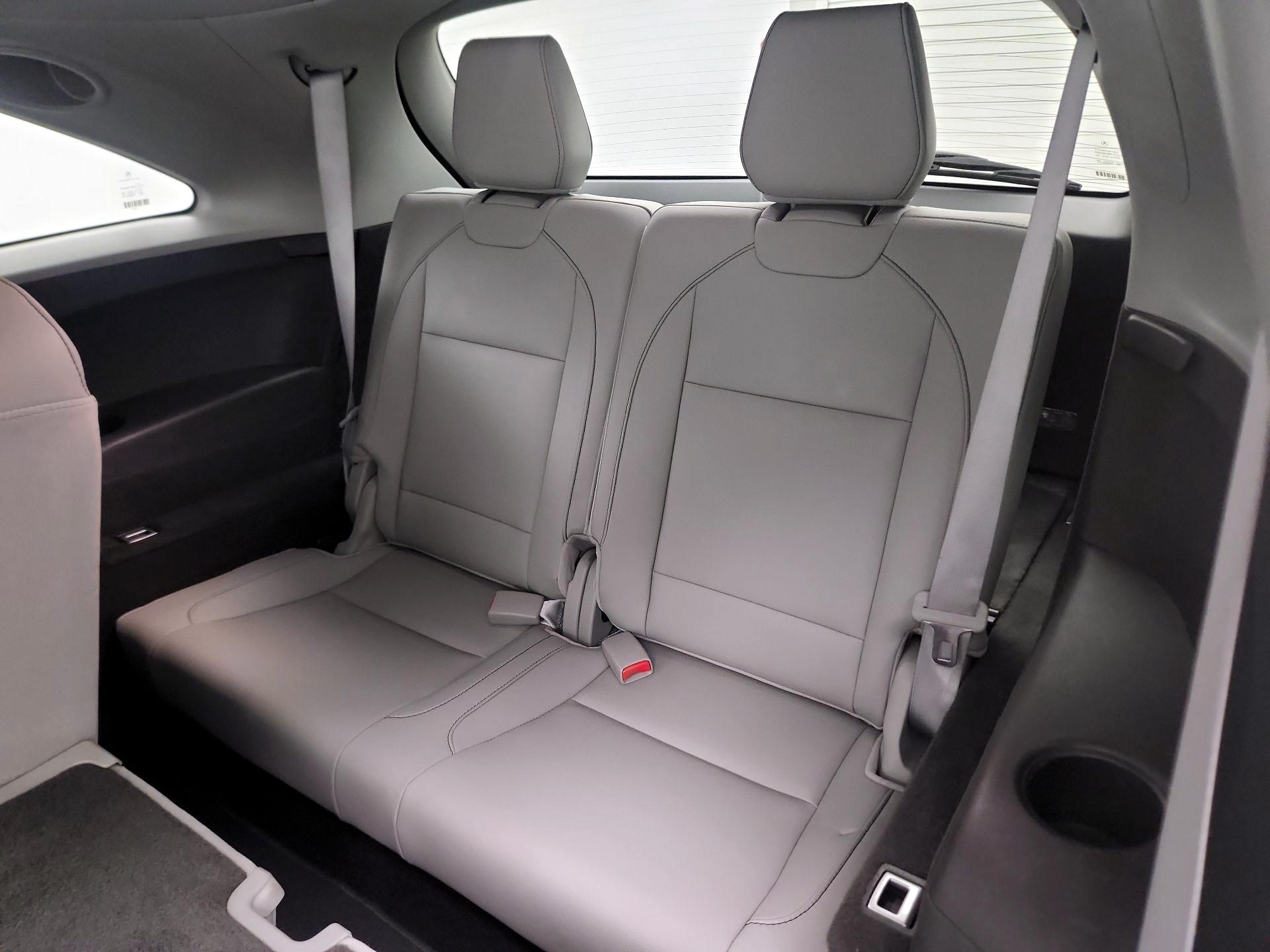 Thumbnail: 2020 Acura MDX - 19