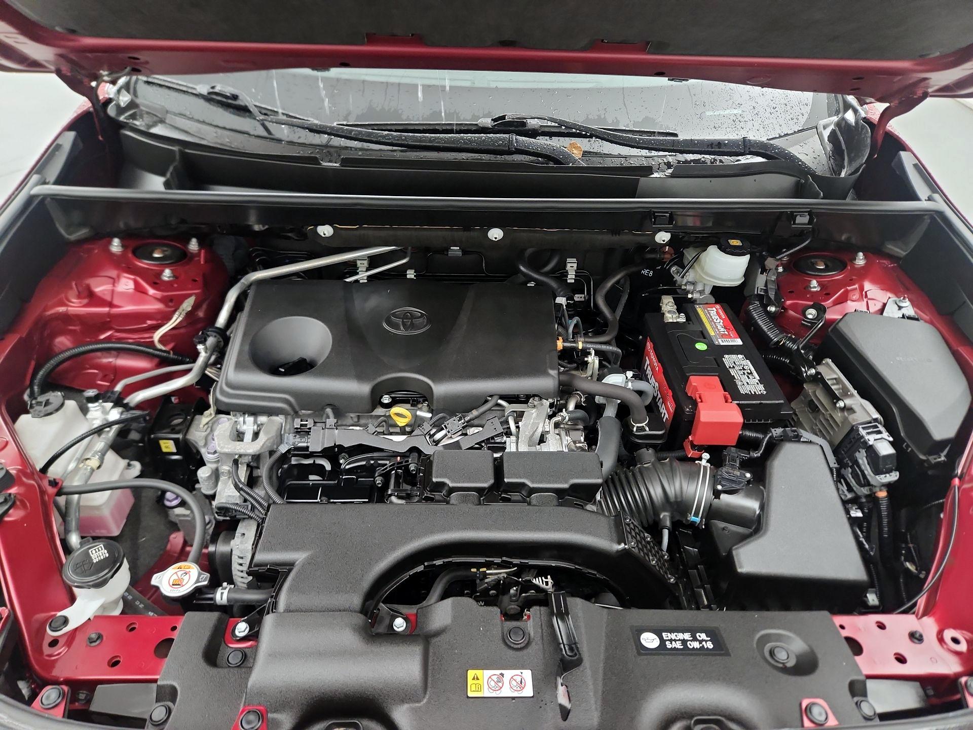 Thumbnail: 2020 Toyota RAV4 - 19