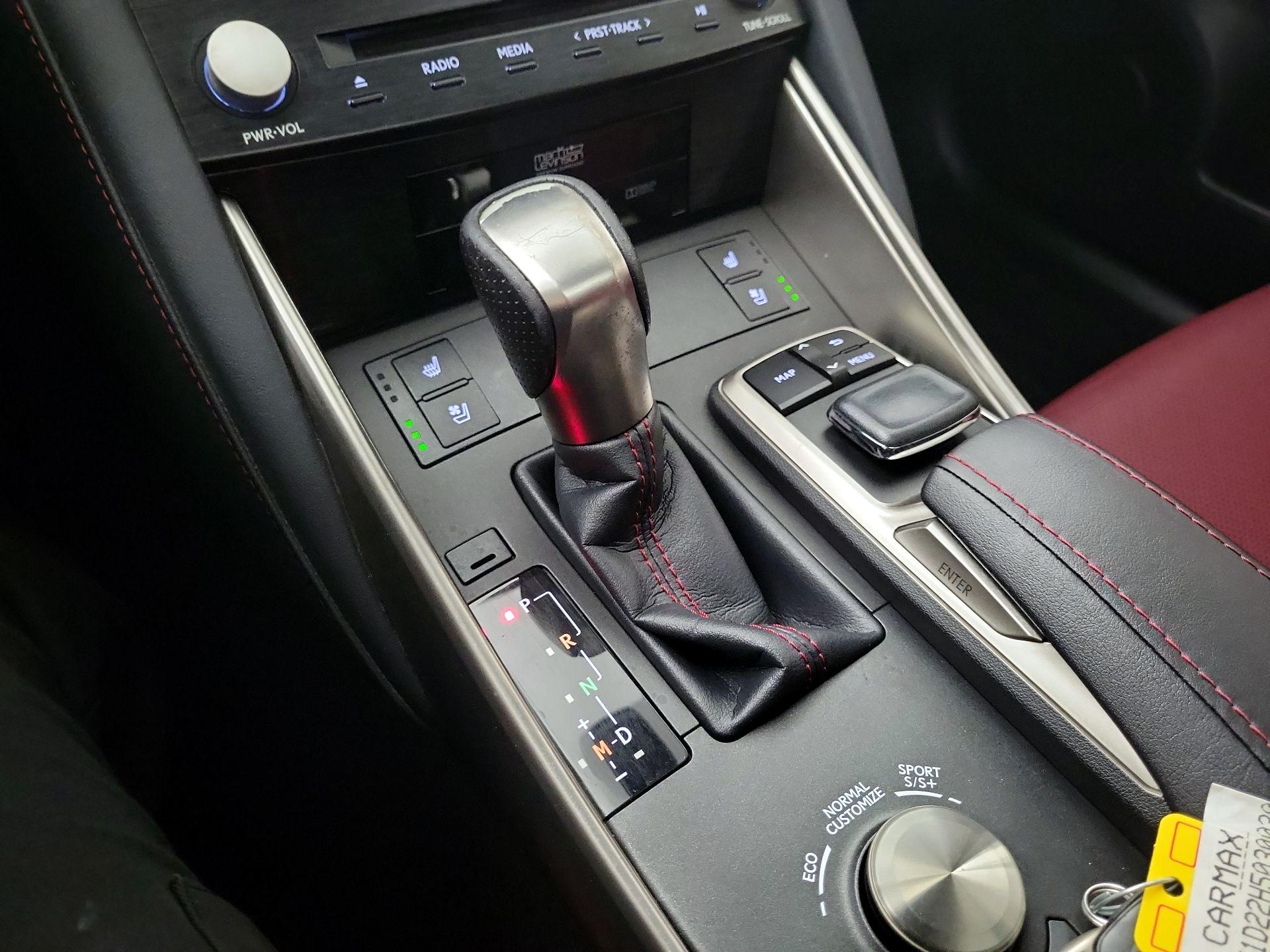 Thumbnail: 2017 Lexus IS - 16