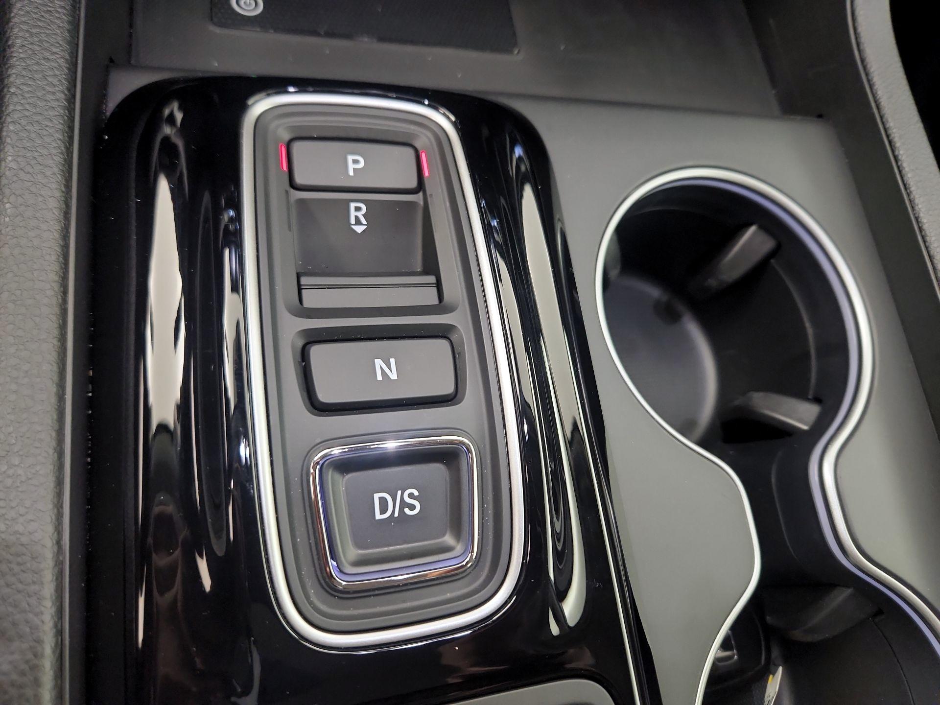 Thumbnail: 2025 Honda Pilot - 16