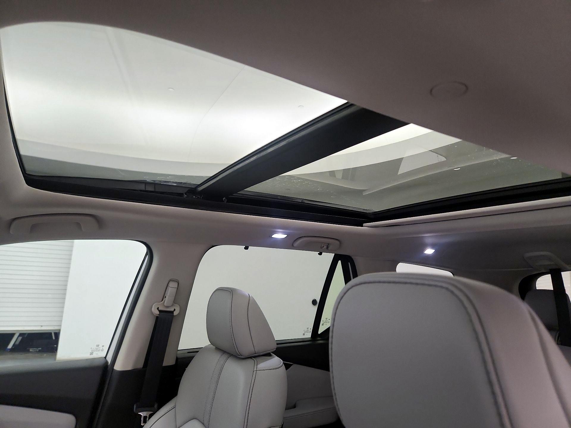 Thumbnail: 2025 Honda Pilot - 18