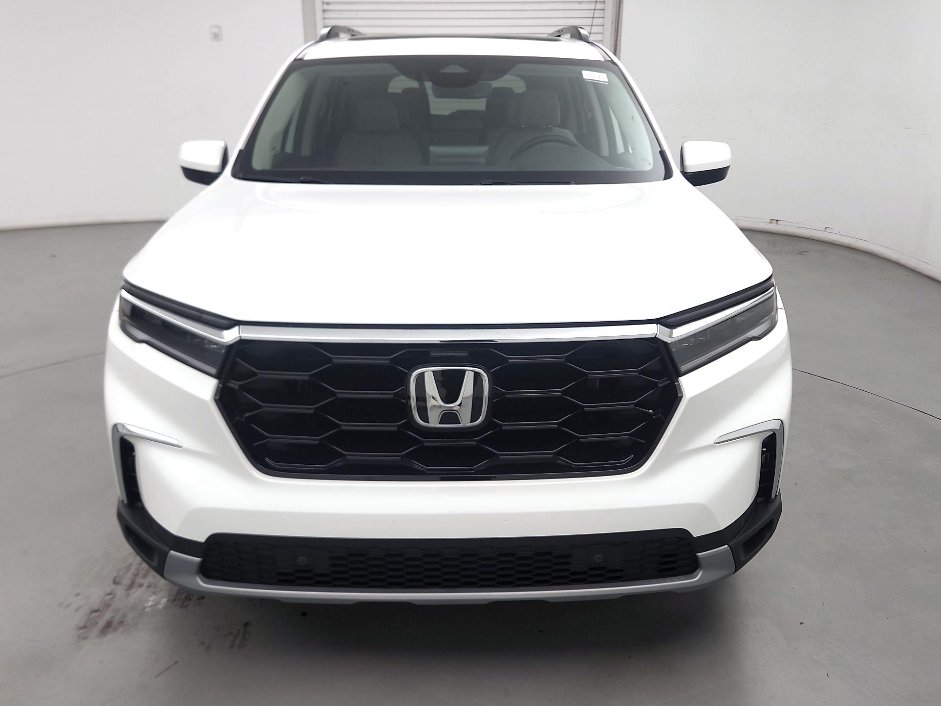 Thumbnail: 2025 Honda Pilot - 2