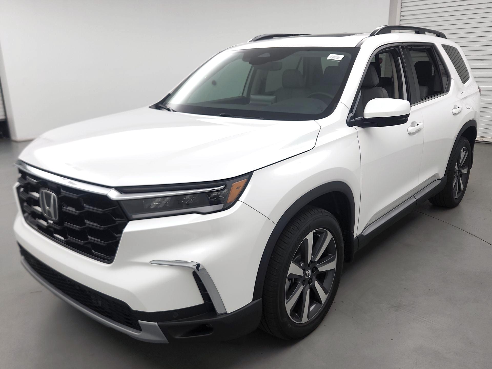Thumbnail: 2025 Honda Pilot - 3