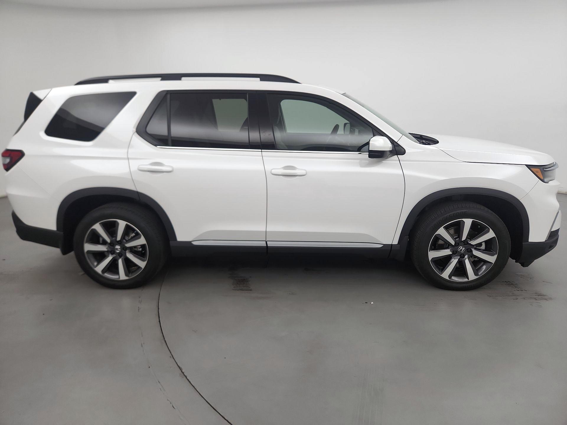 Thumbnail: 2025 Honda Pilot - 4