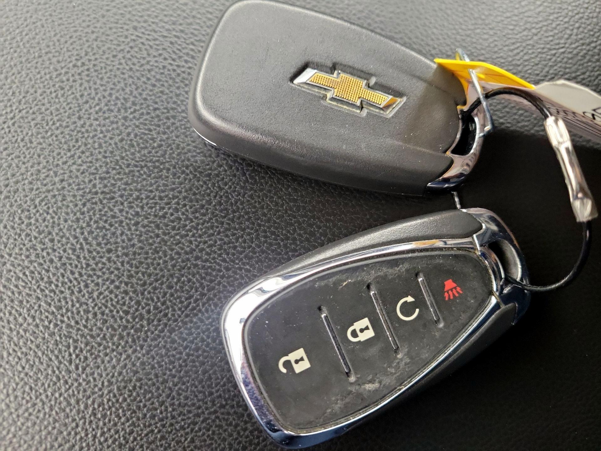 Thumbnail: 2017 Chevrolet Volt - 19