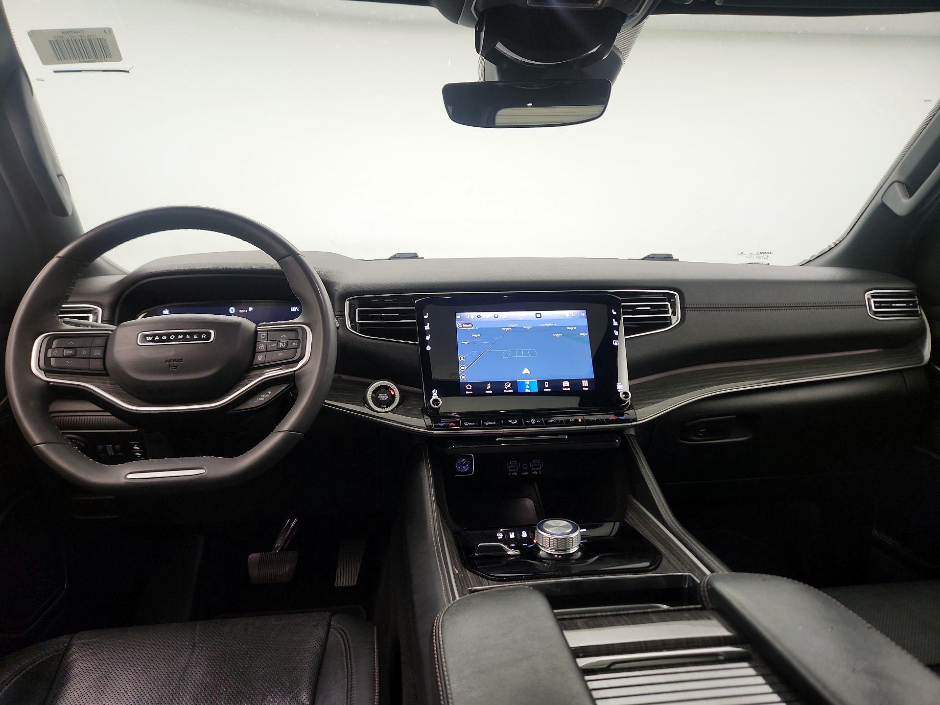 Thumbnail: 2022 Jeep Wagoneer - 8