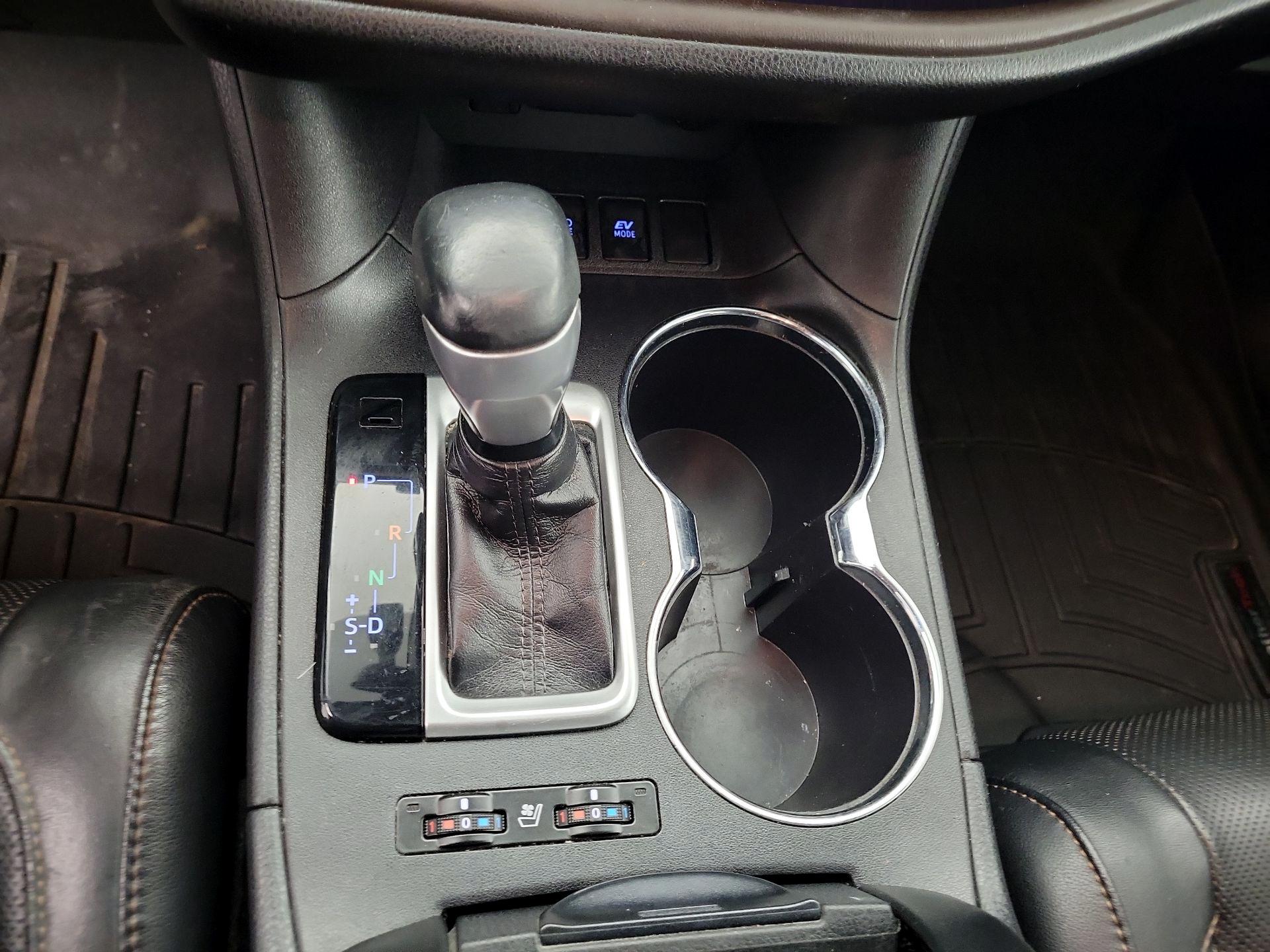 Thumbnail: 2018 Toyota Highlander - 17