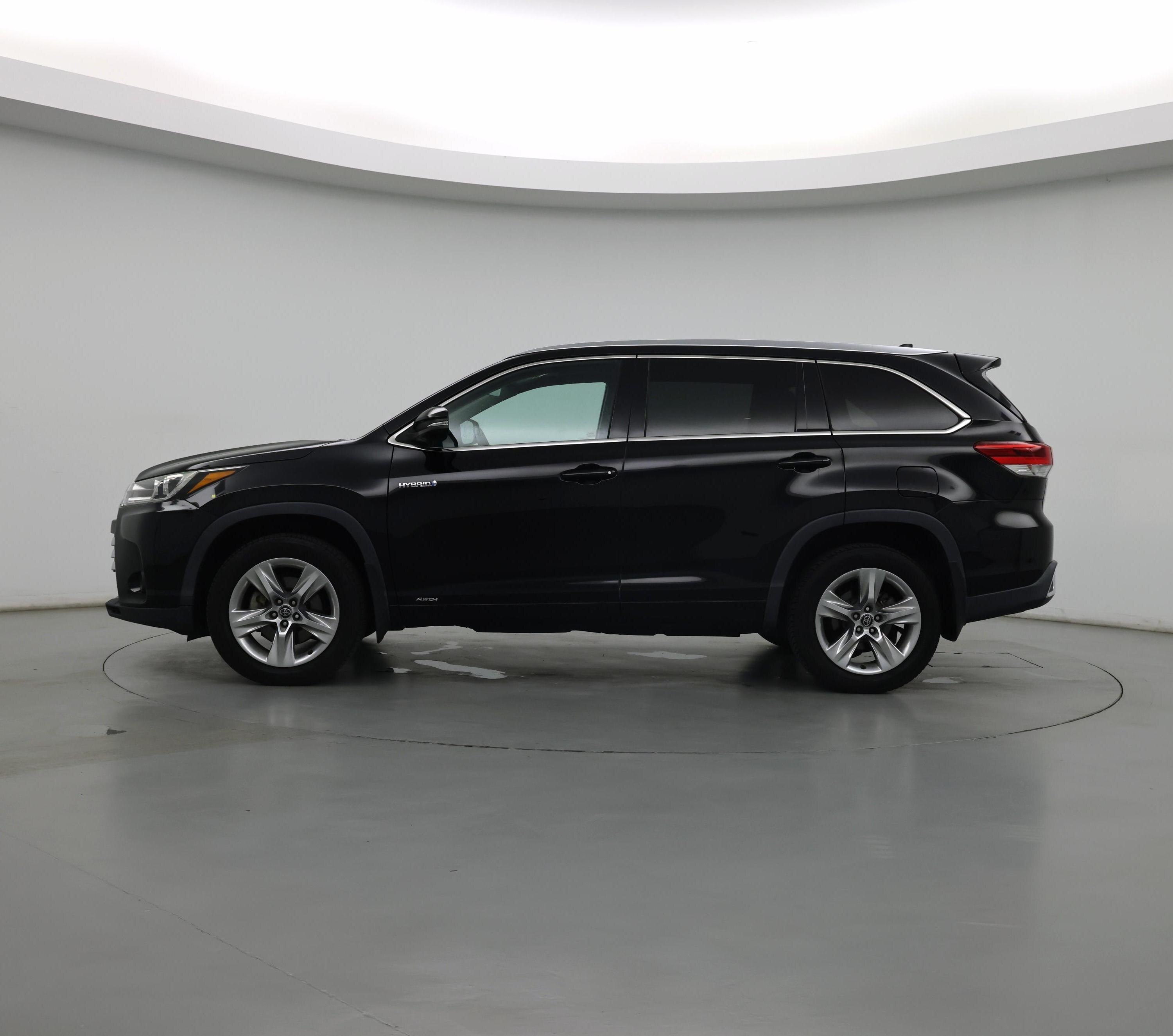 Thumbnail: 2018 Toyota Highlander - 3