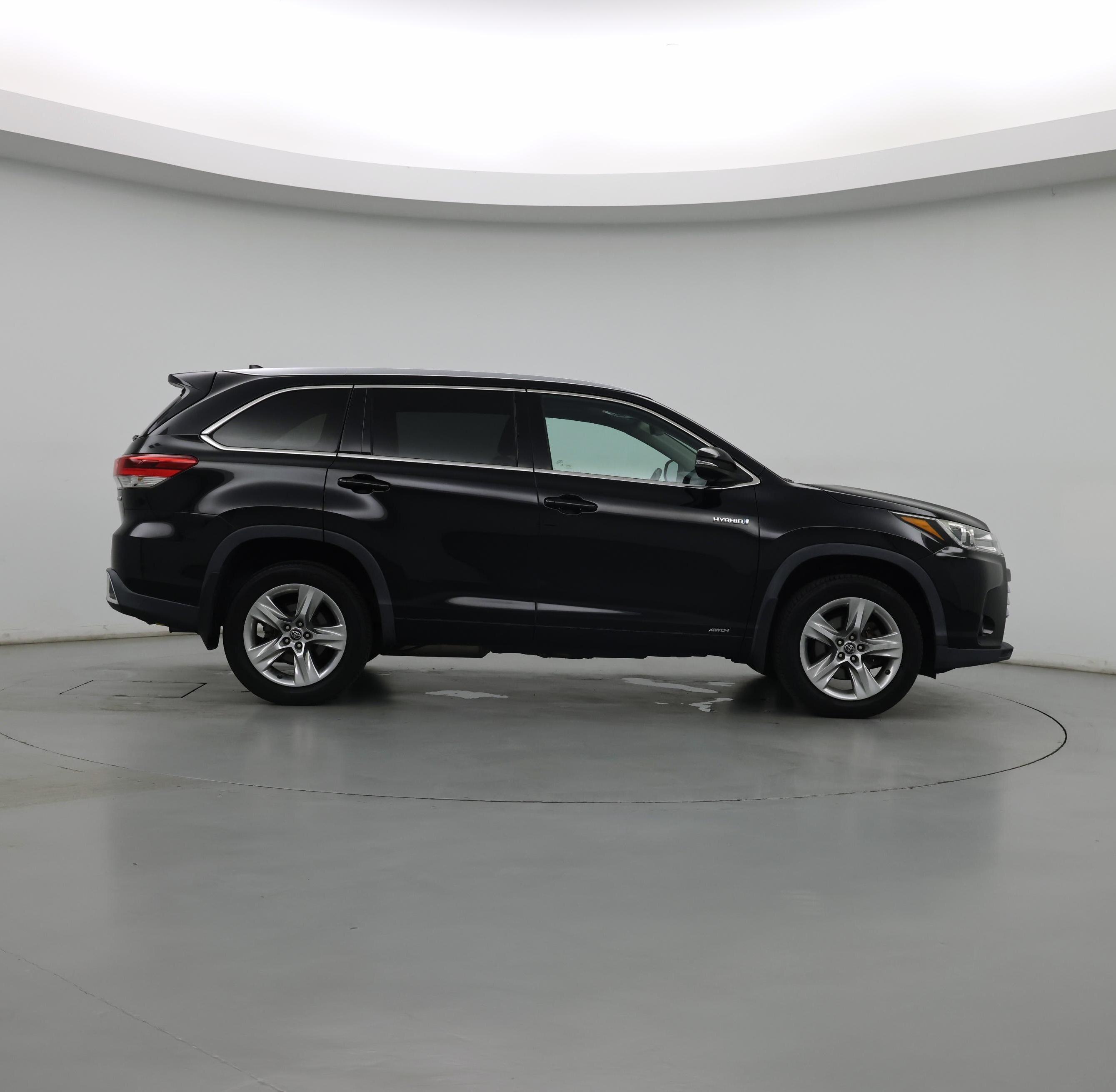 Thumbnail: 2018 Toyota Highlander - 7