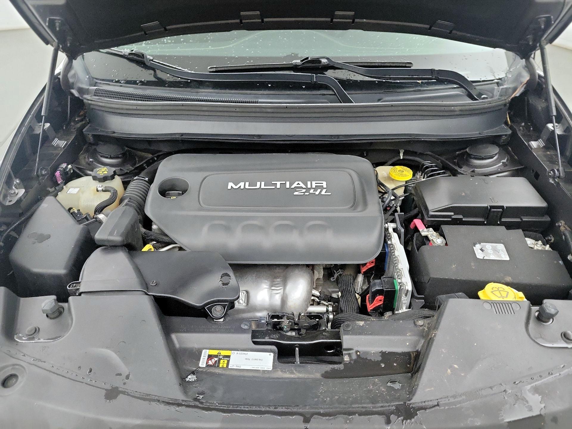 Thumbnail: 2015 Jeep Cherokee - 19