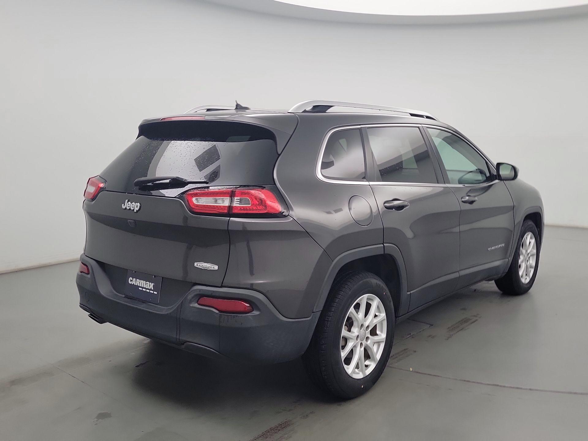 Thumbnail: 2015 Jeep Cherokee - 5