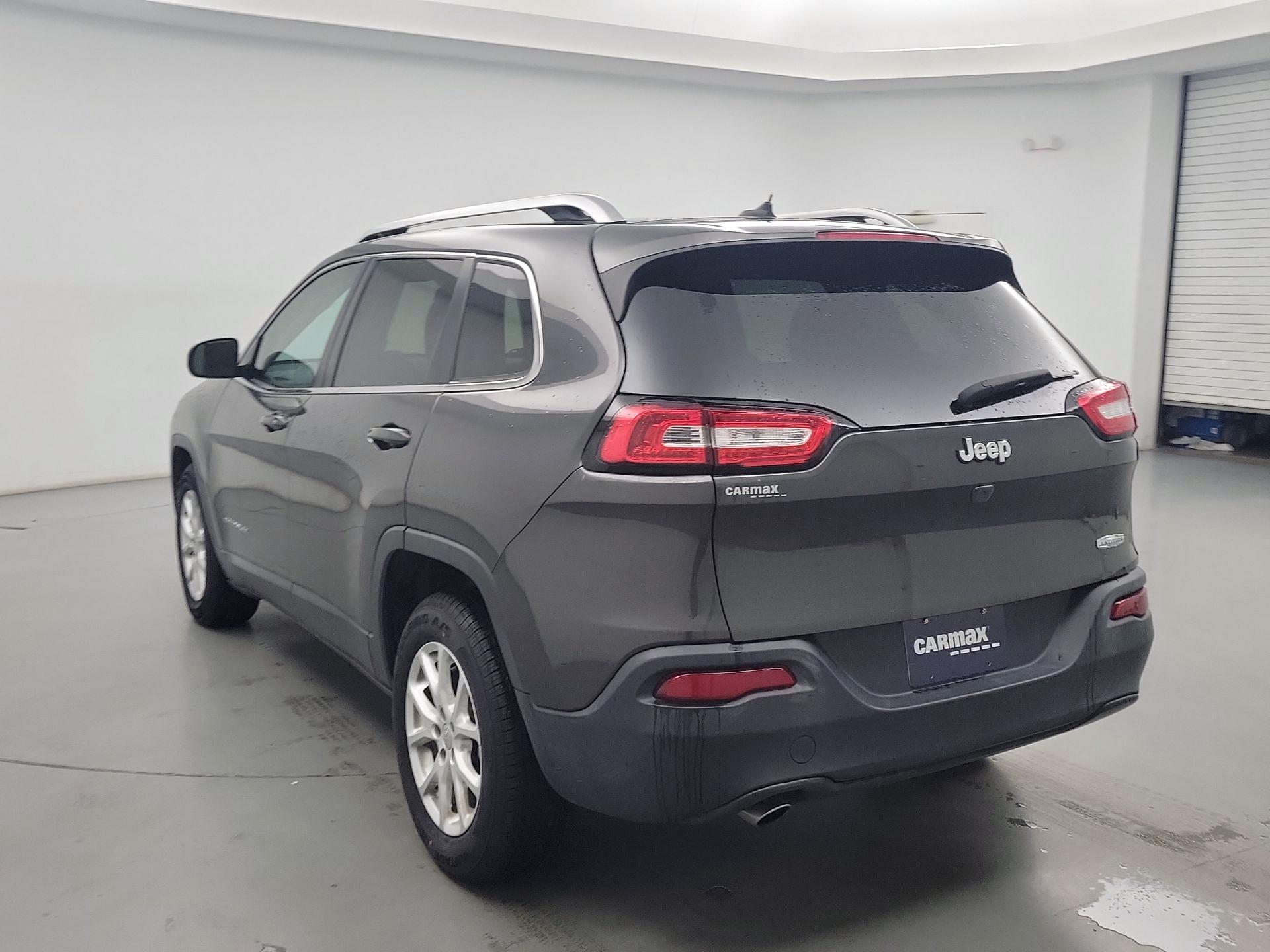 Thumbnail: 2015 Jeep Cherokee - 7