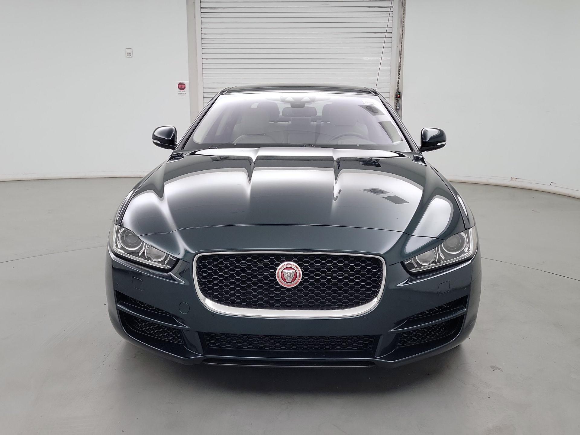 Thumbnail: 2017 Jaguar XE - 2