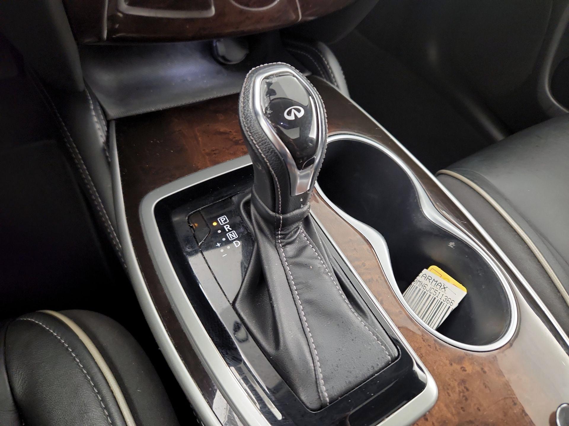 Thumbnail: 2018 INFINITI QX60 - 16