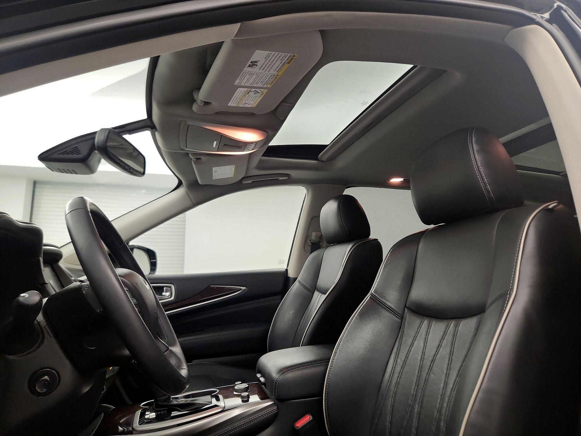 Thumbnail: 2018 INFINITI QX60 - 18