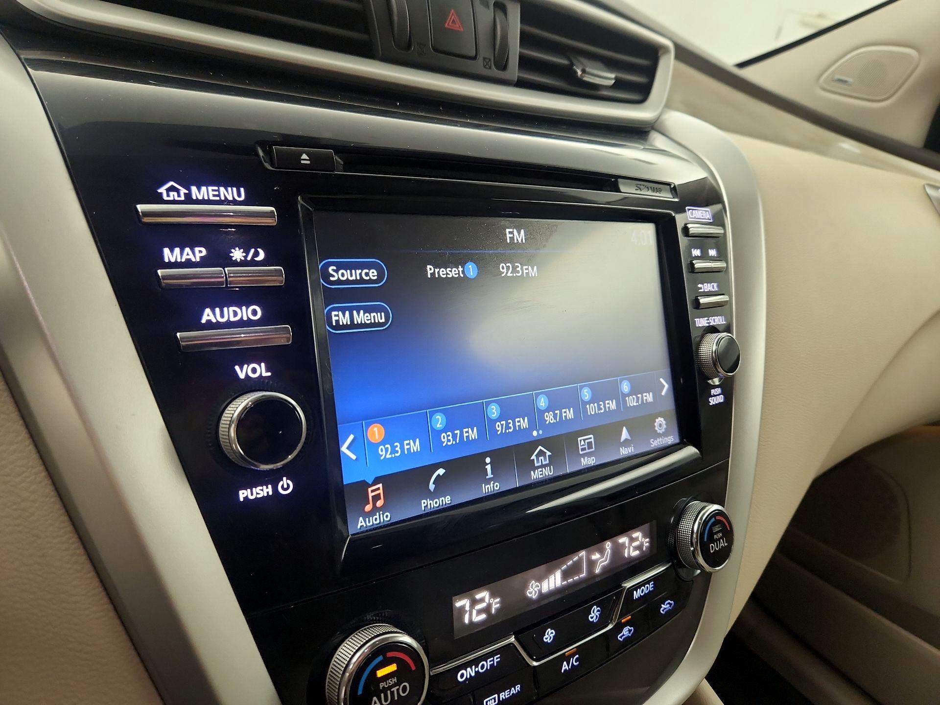 Thumbnail: 2016 Nissan Murano - 14