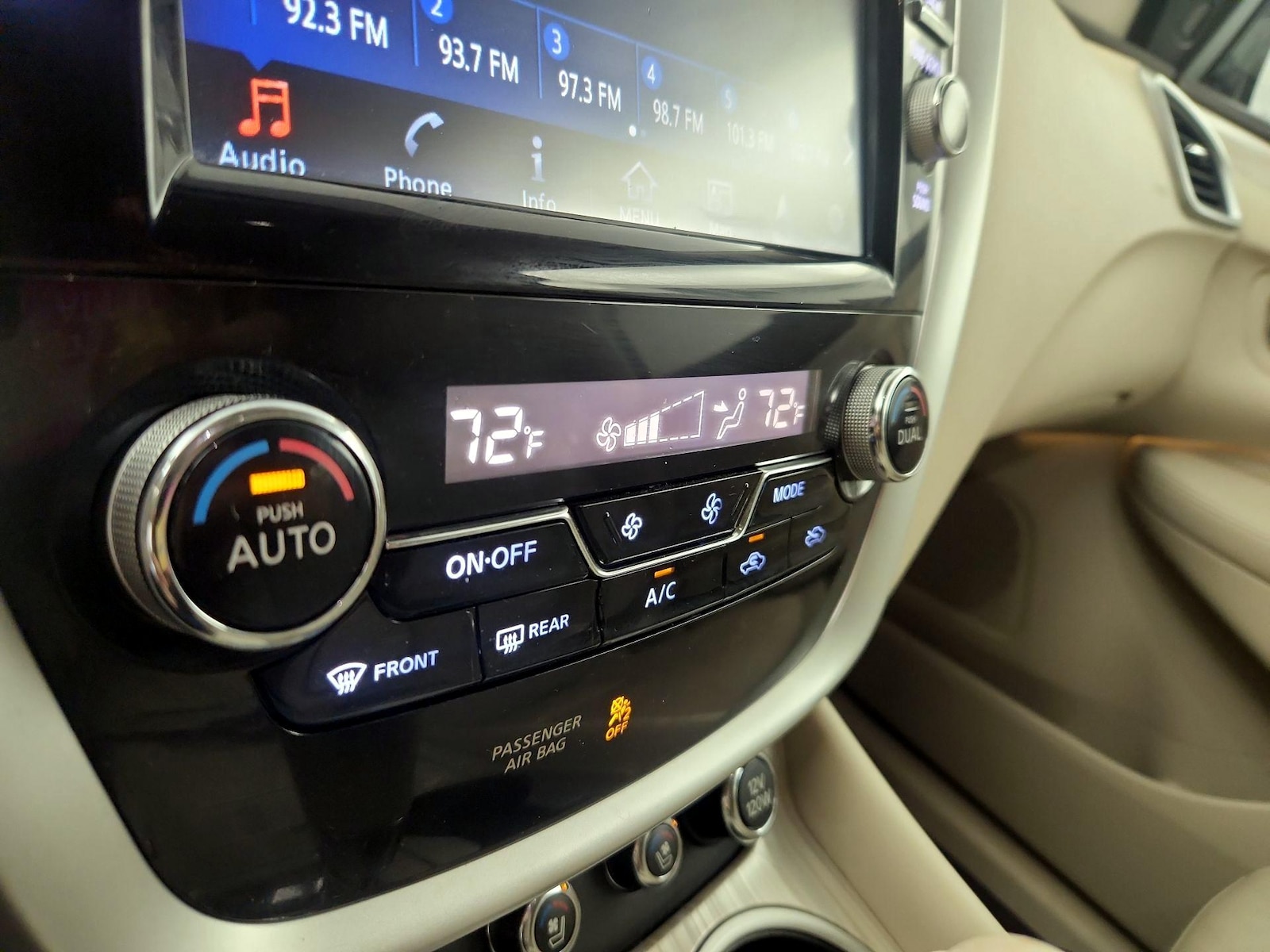 2016 Nissan Murano Platinum - Photo 16