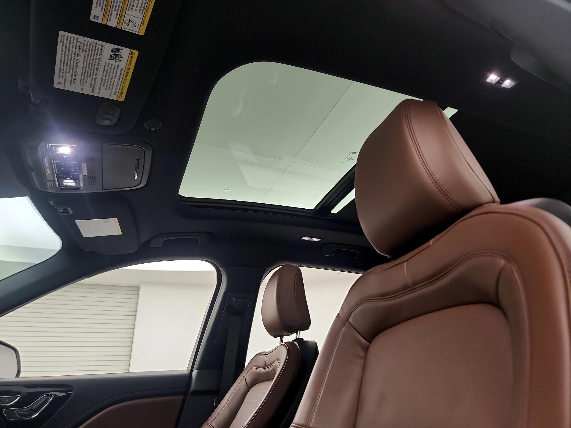 Thumbnail: 2025 Lincoln Aviator - 17