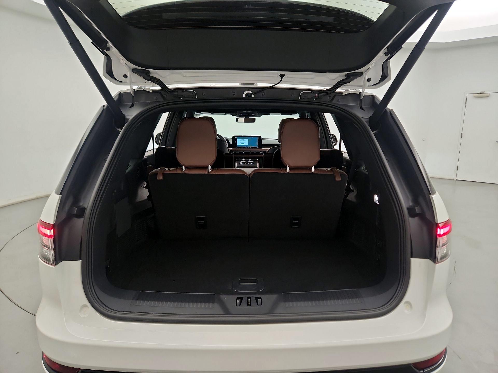 Thumbnail: 2025 Lincoln Aviator - 20