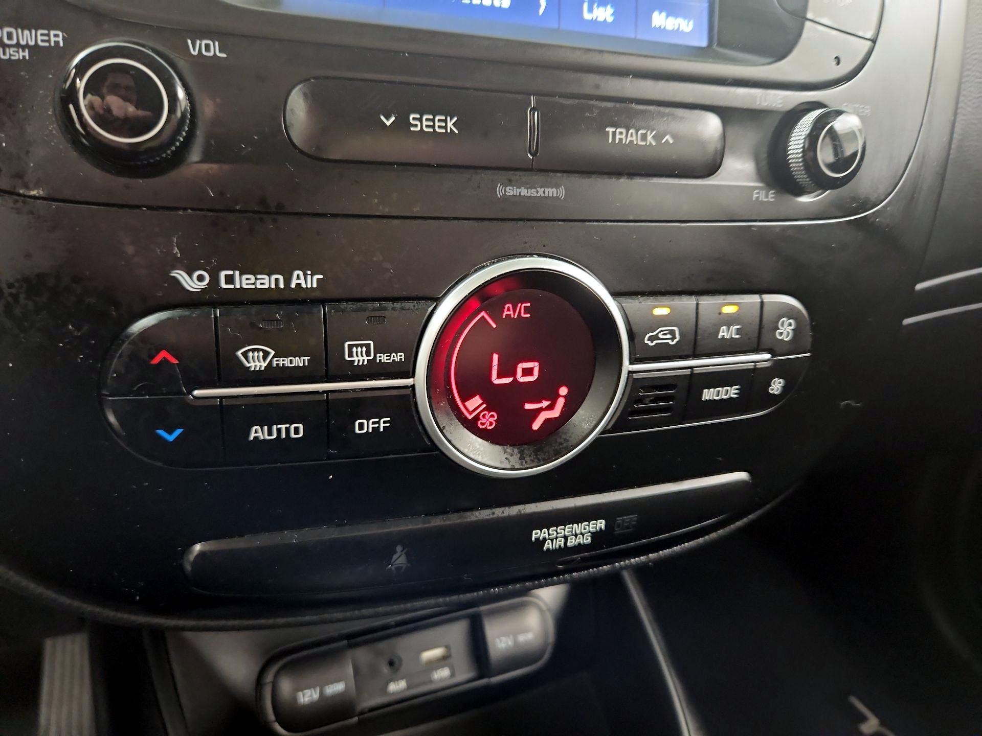 Thumbnail: 2017 Kia Soul - 14