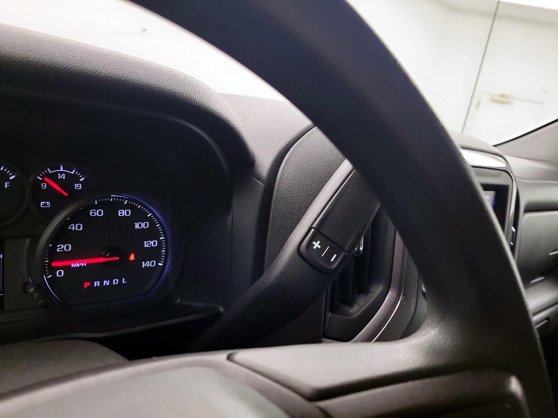 Thumbnail: 2020 Chevrolet Silverado 1500 - 15