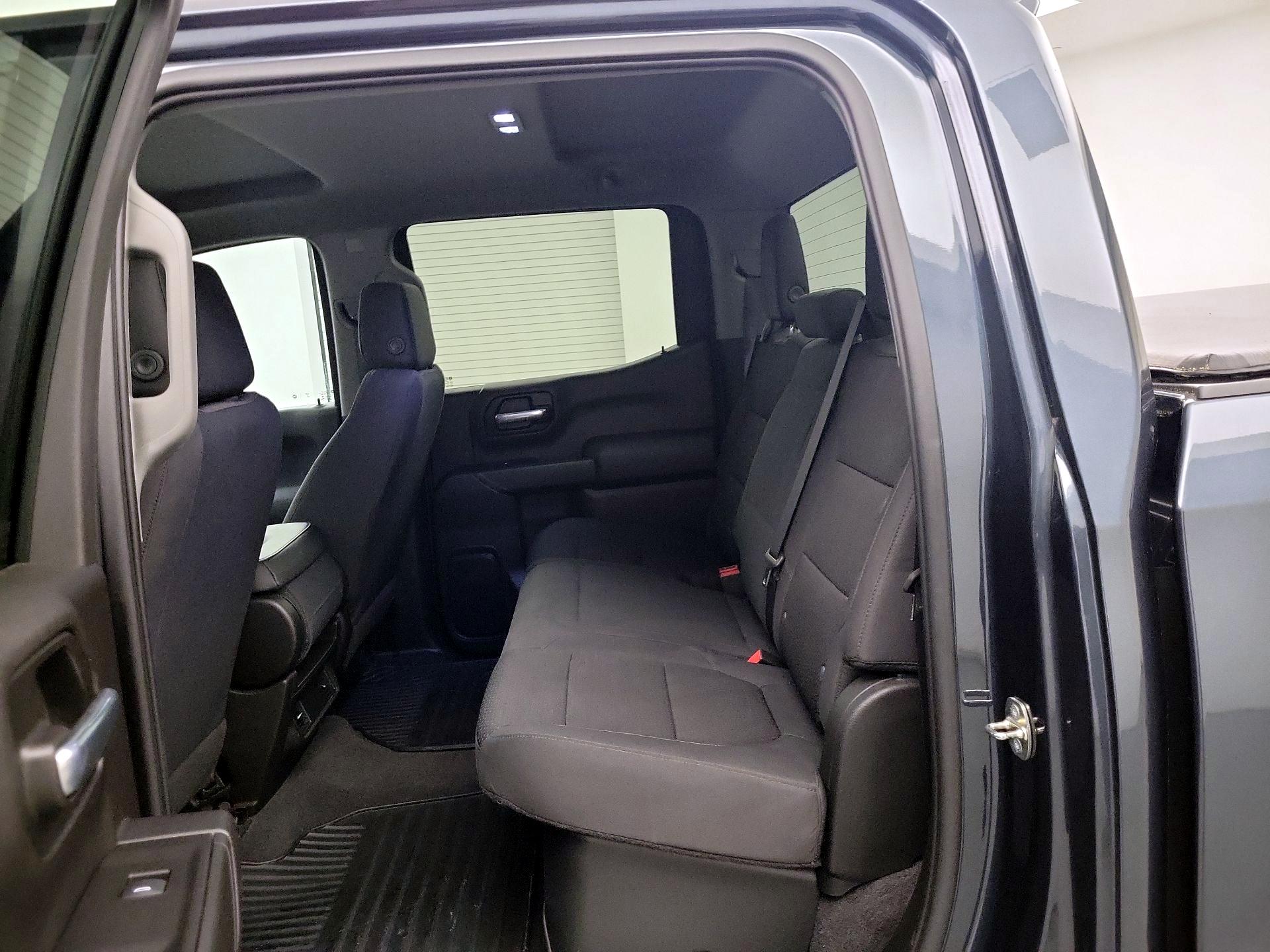 Thumbnail: 2020 Chevrolet Silverado 1500 - 17