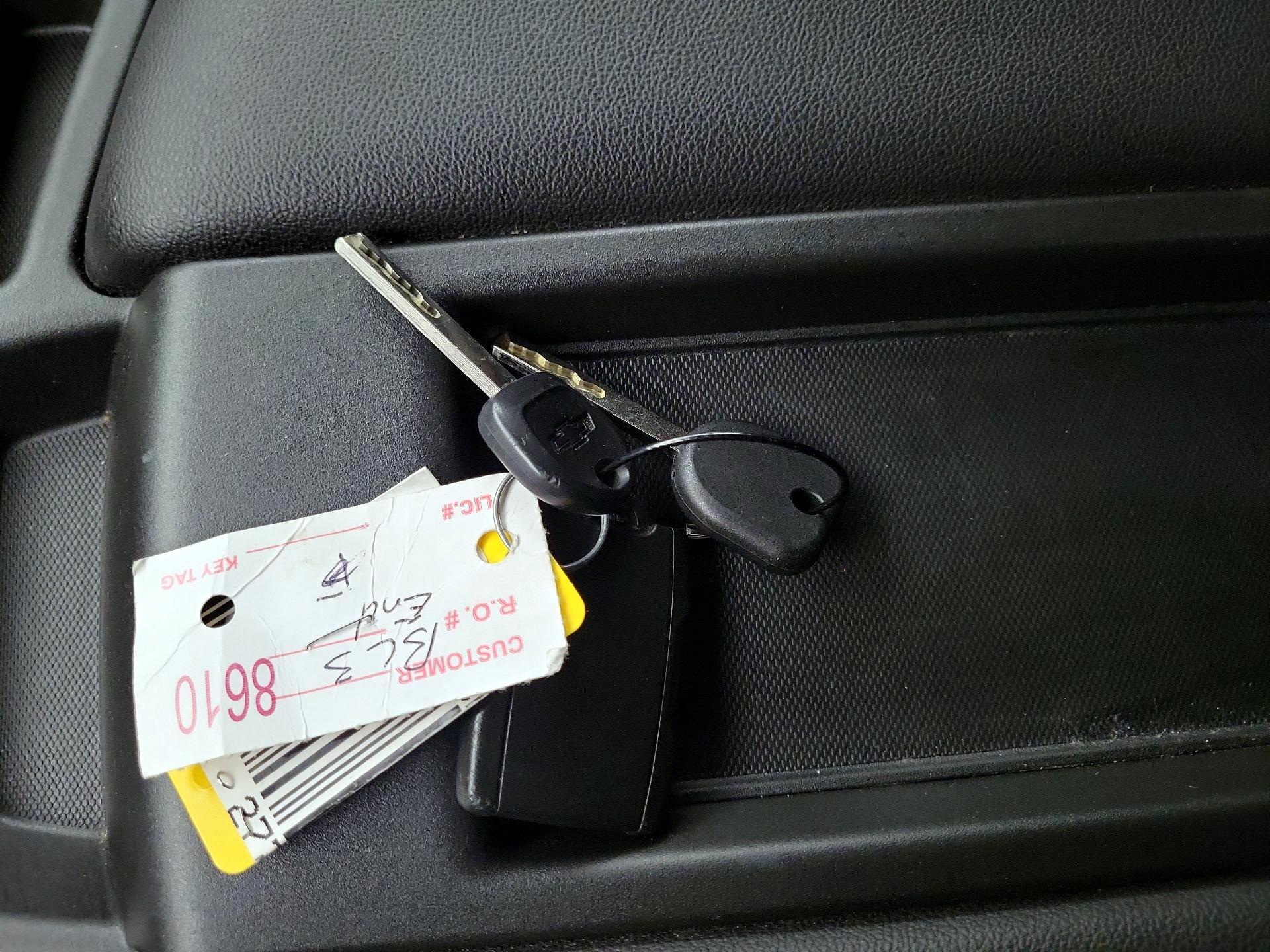 Thumbnail: 2020 Chevrolet Silverado 1500 - 20