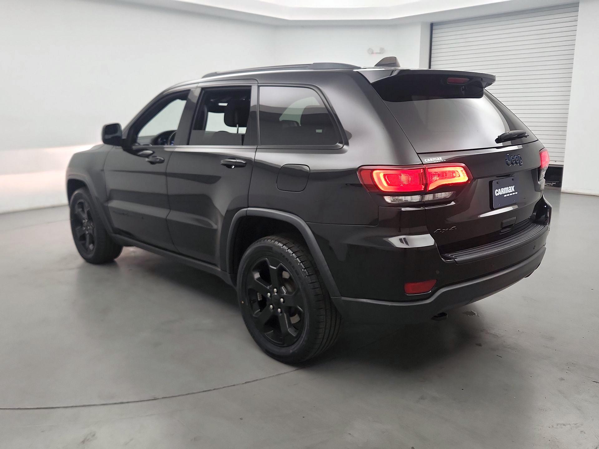 Thumbnail: 2019 Jeep Grand Cherokee - 7