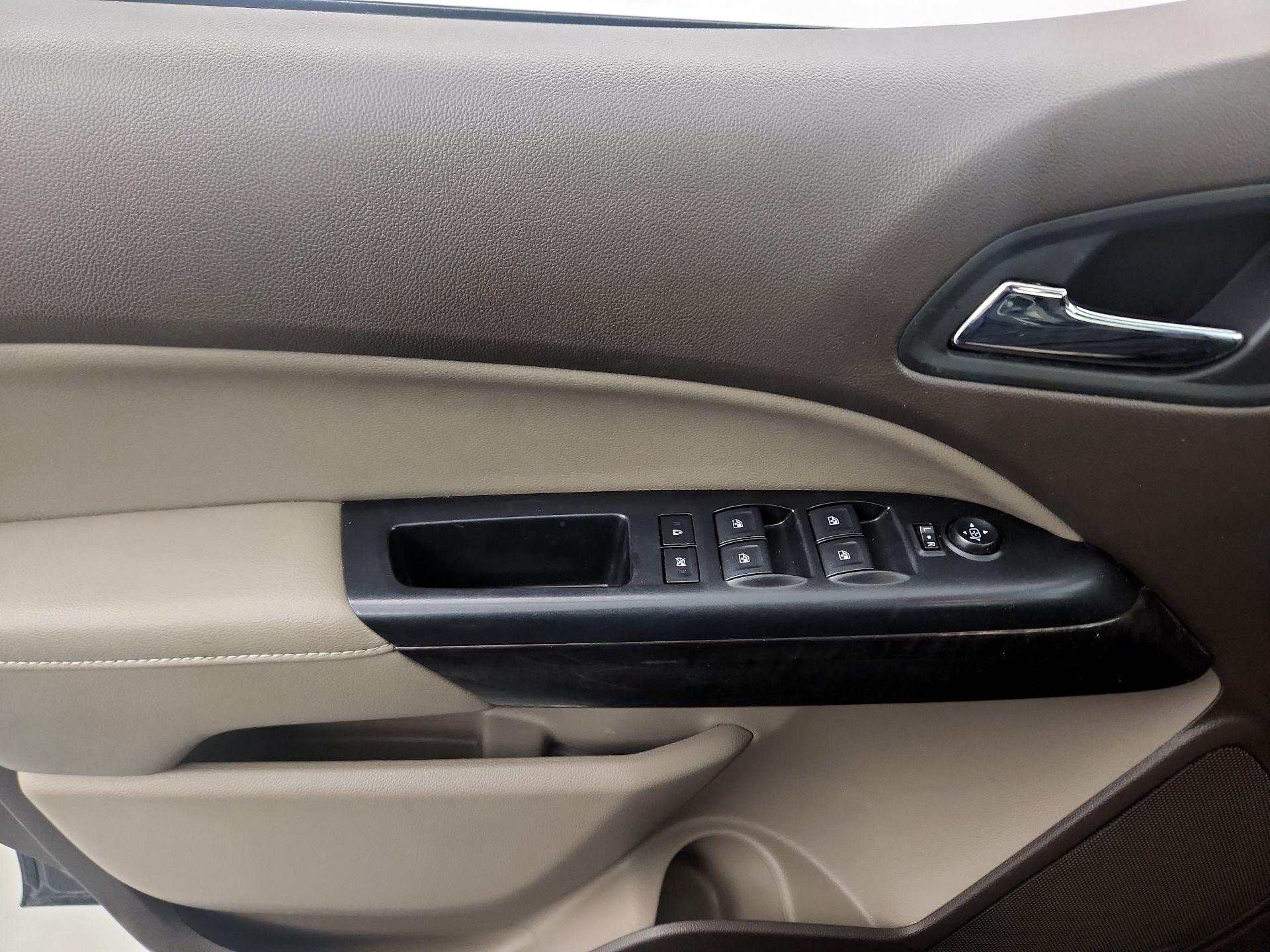 Thumbnail: 2016 GMC Canyon - 10