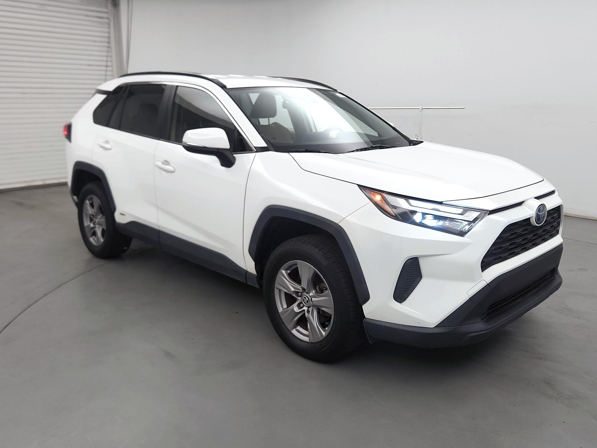 Thumbnail: 2022 Toyota RAV4 - 1