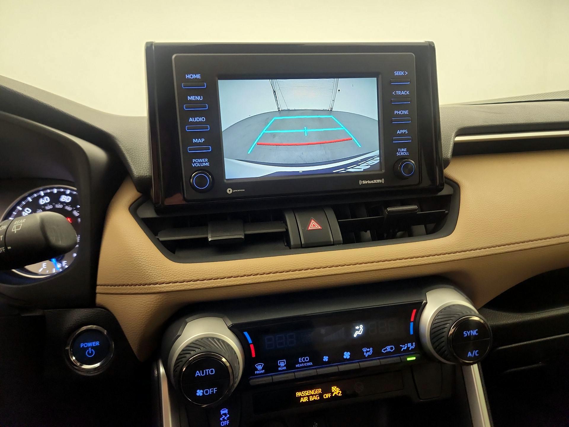 Thumbnail: 2022 Toyota RAV4 - 11