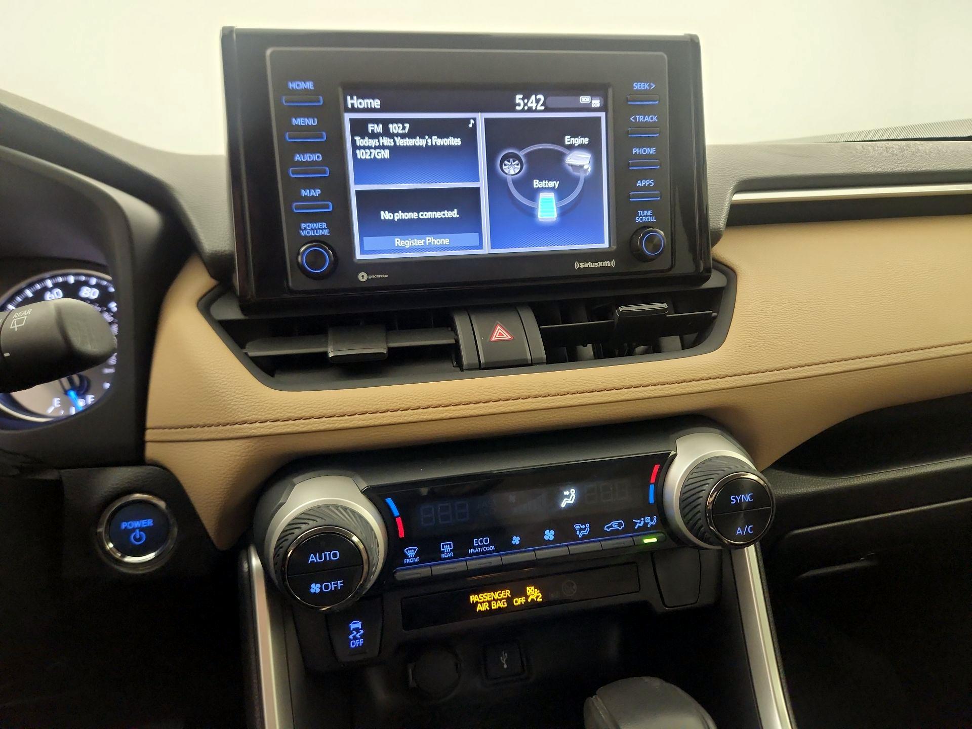 Thumbnail: 2022 Toyota RAV4 - 13