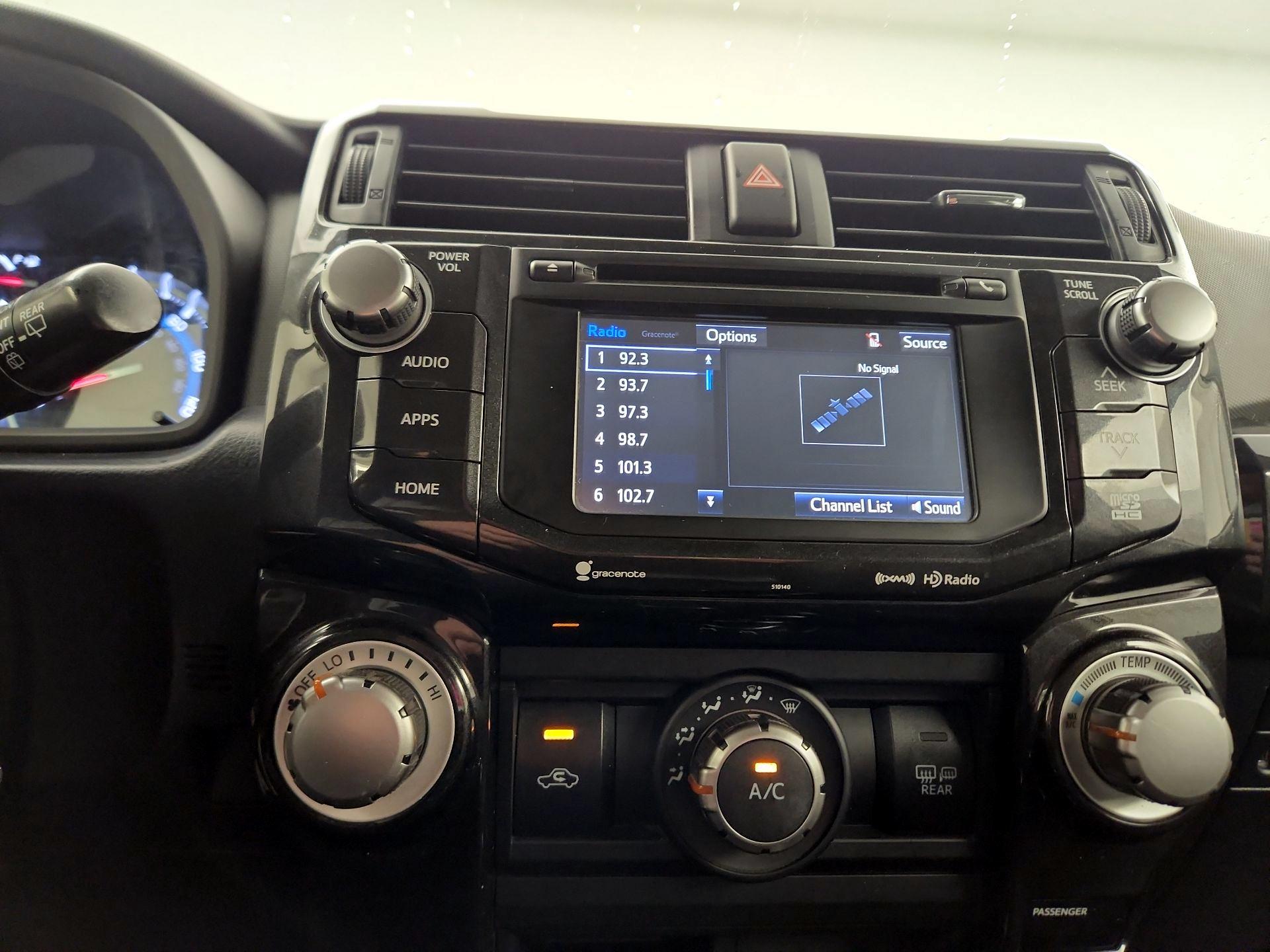 Thumbnail: 2018 Toyota 4Runner - 14