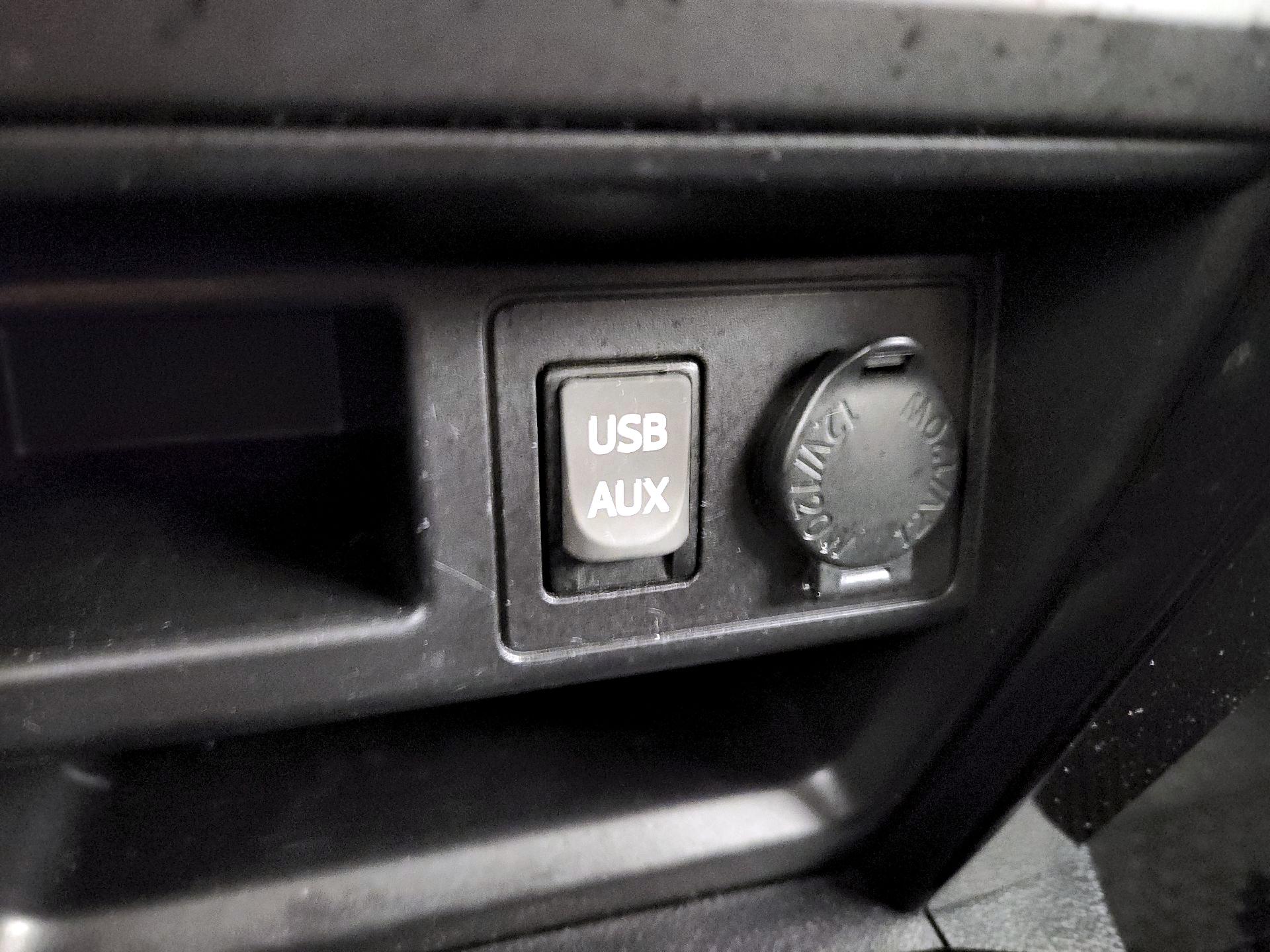 Thumbnail: 2018 Toyota 4Runner - 17