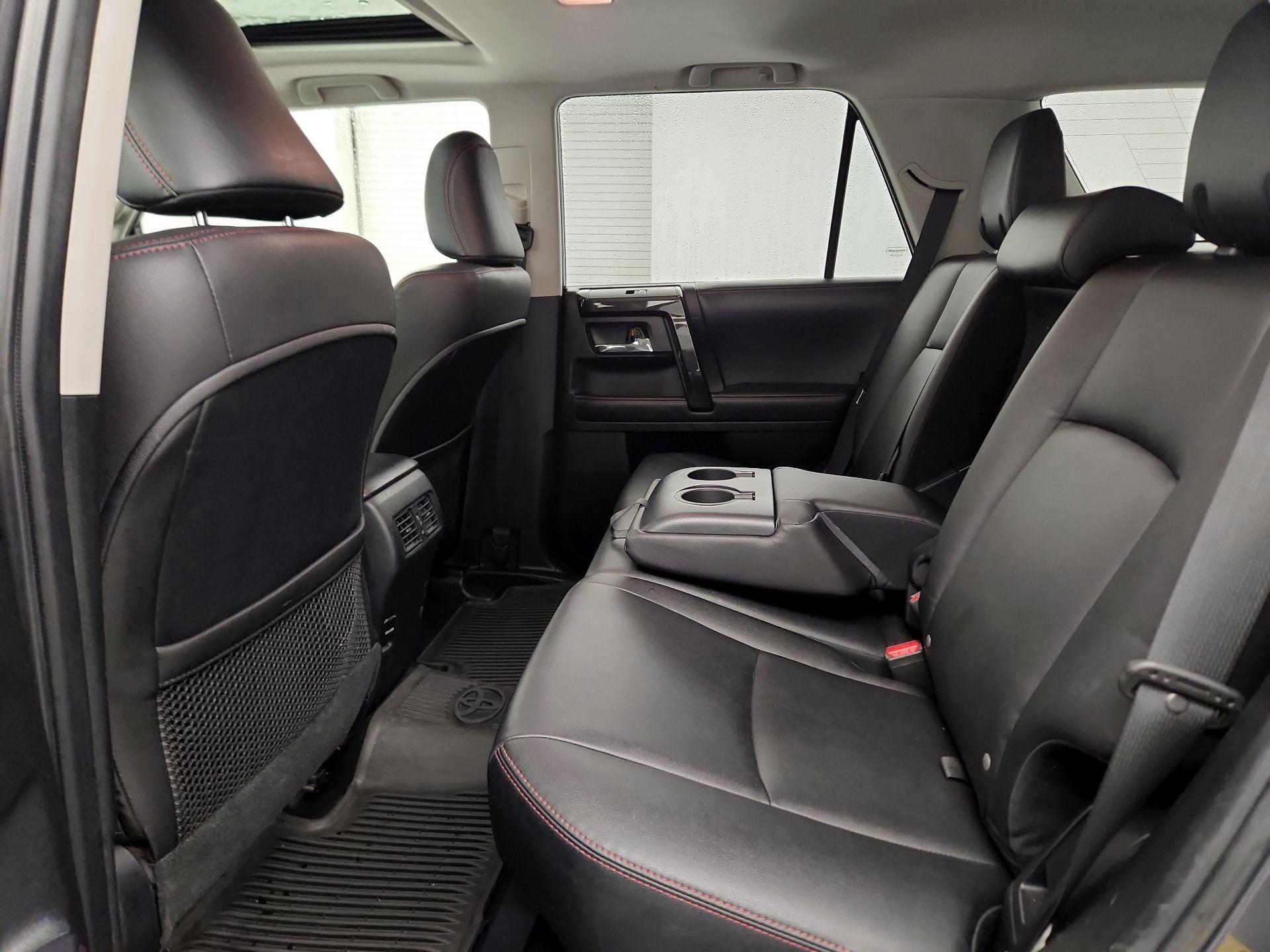 Thumbnail: 2018 Toyota 4Runner - 19