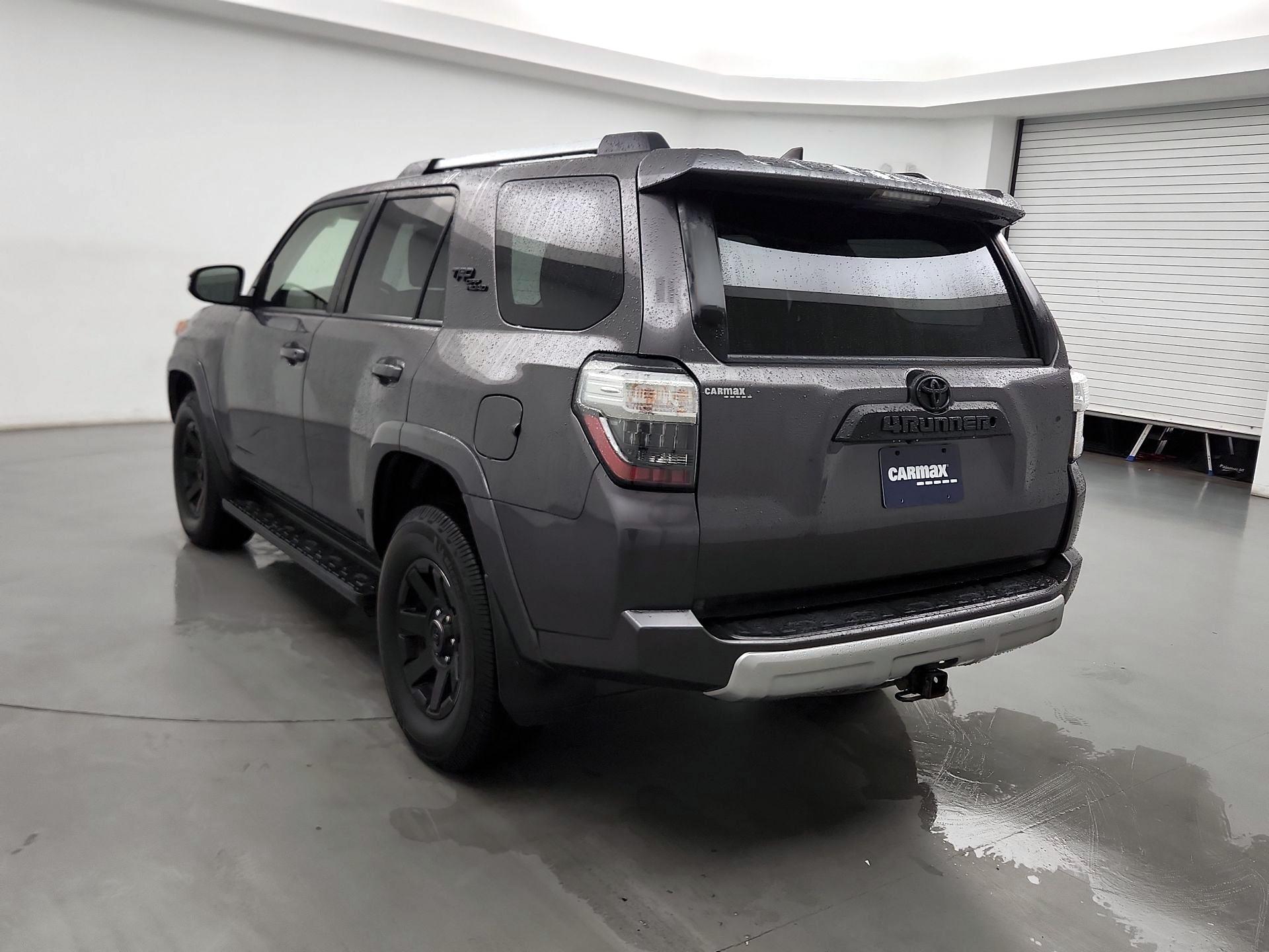 Thumbnail: 2018 Toyota 4Runner - 7